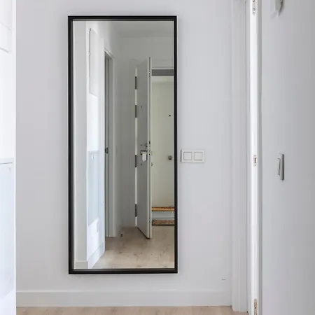Urban Sky 3 Bed 22k *