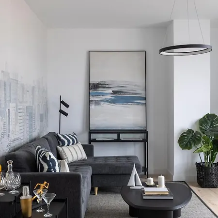 Apartment Urban Sky 3 Bed 22k Malaga